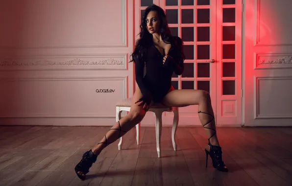 Pose, room, makeup, figure, brunette, hairstyle, shoes, legs