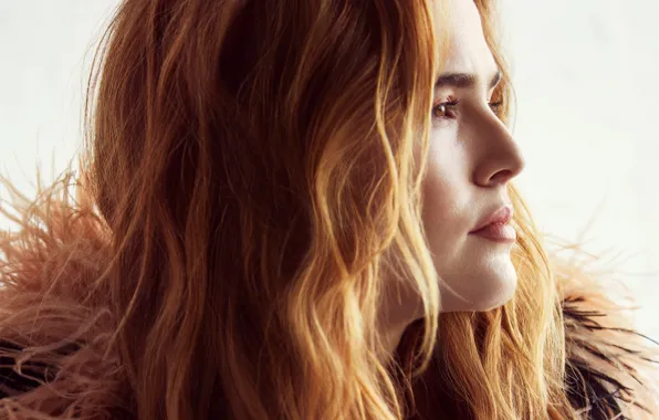 Profile, celebrity, Zoey Deutch