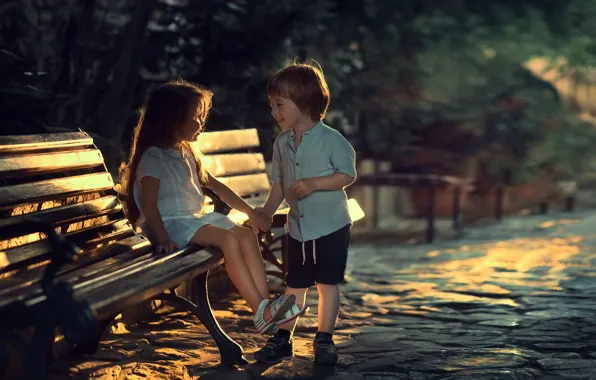 Bench, children, street, the evening, boy, girl, a couple, Marianne Smolin