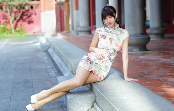 Picture look, girl, dress, shoes, legs, Asian