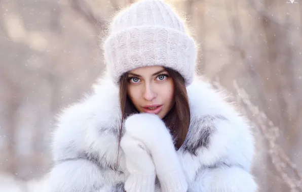 Picture winter, look, girl, face, portrait, coat, cap, mittens