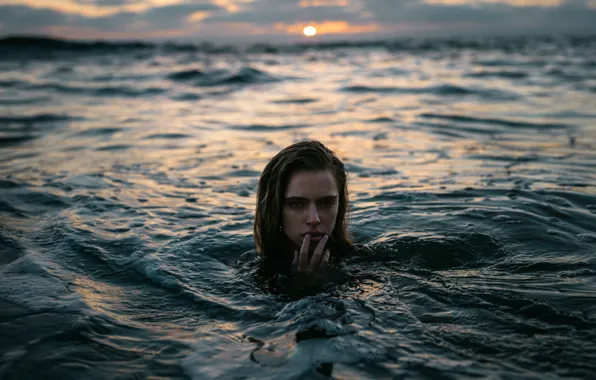 Picture girl, in the water, Marta, Jesse Duke