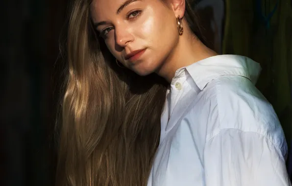 Blonde, Dominica, in white, Maciej Werbliński