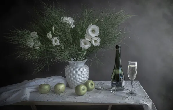 Picture flowers, table, holiday, apples, champagne, happy new year