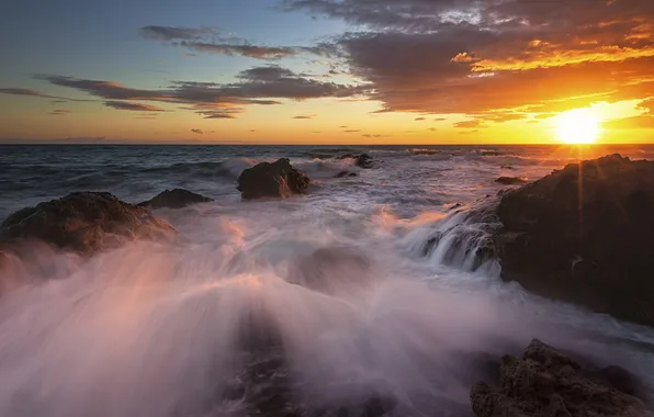 Sea, wave, the sun, stones, dawn