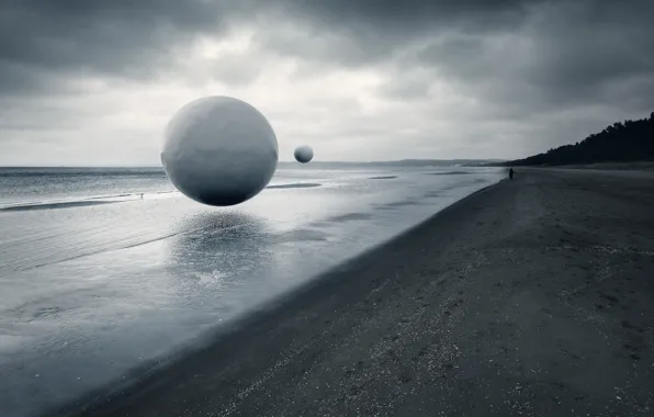 Picture sea, beach, balls