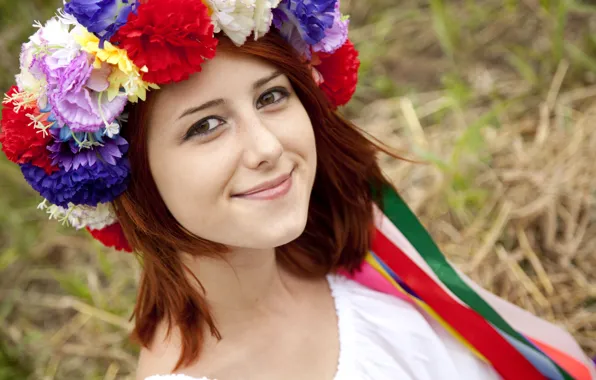 Face, wreath, redhead, face, redhead, smiling, wreath, smiling