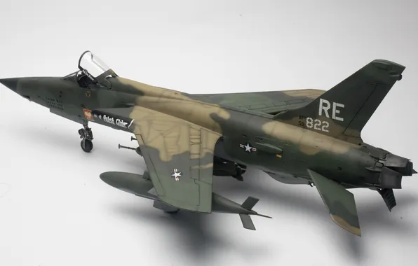 Toy, fighter-bomber, model, F-105D