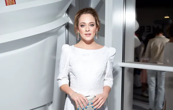 Picture look, pose, smile, figure, actress, photoshoot, Aglaia Tarasova