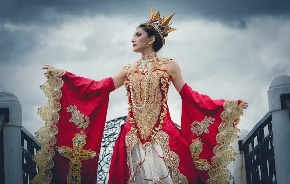 Pose, style, model, crown, dress, Queen