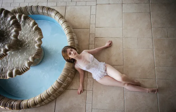 Girl, pose, hands, figure, fountain, linen, legs, on the floor