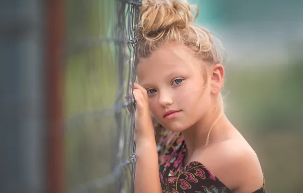 Picture dress, girl, bokeh, Meg Bitton