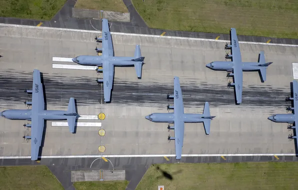 Picture The plane, USAF, Military Transport, Elephant Walk, C-130J Super Hercules