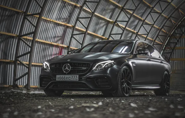 Hangar, mercedes, Mercedes, e63, AMG, mercedes amg, Mercedes AMG, Ingushetia