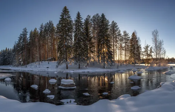 Forest, house, river, Winter, photographer Evalds Kivlenieks