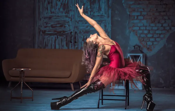 Pose, feet, model, boots, hands, tattoo, Paolo Carlo Lunni