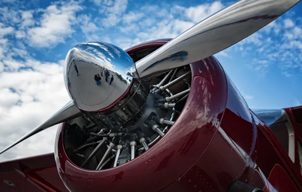 The sky, the plane, propeller