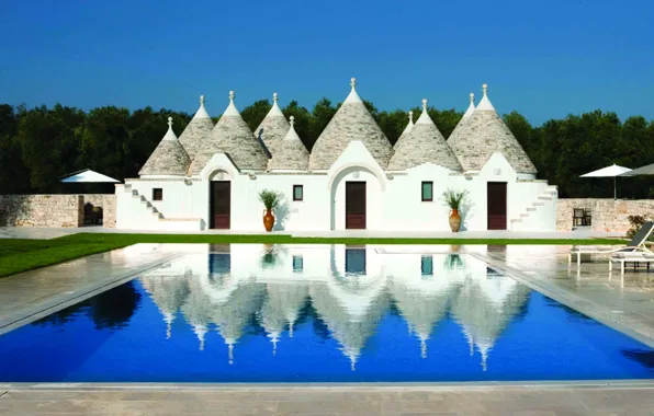 Picture buildings, Italy, architecture, home, the city, Villa, pool, Alberobello