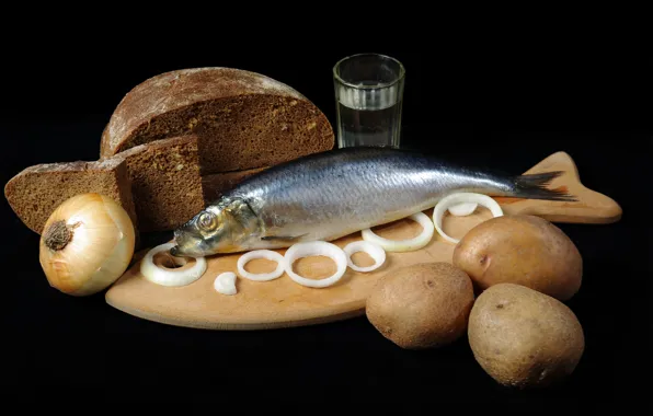 Picture glass, ring, Board, vodka, herring, potatoes, black bread, onion