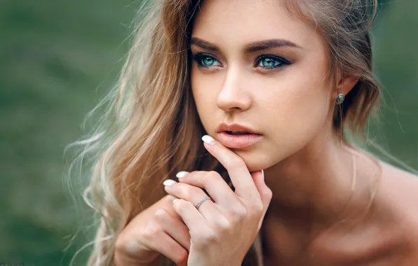 Face, background, model, portrait, hands, makeup, hairstyle, brown hair