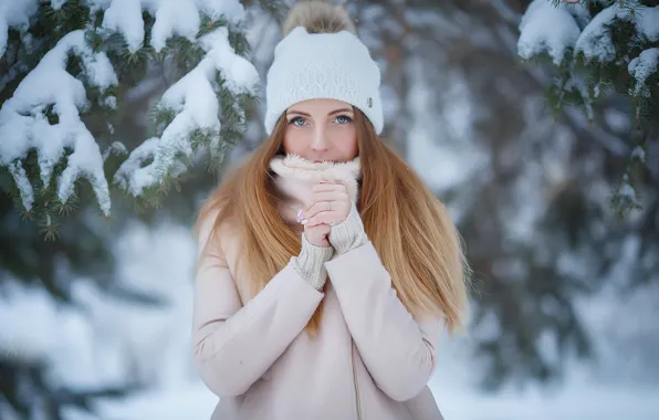 Winter, look, girl, snow, branches, hat, hair, hands
