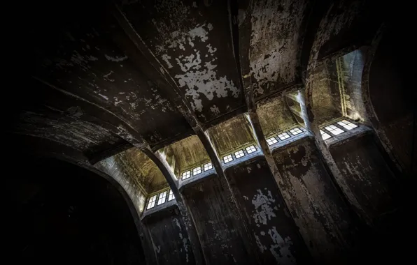 The building, Windows, the ceiling