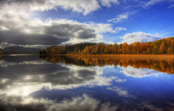 Picture autumn, the sky, lake, mirror