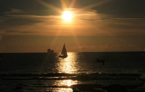 Picture sea, wave, the sky, the sun, clouds, sunset, ship, sailboat