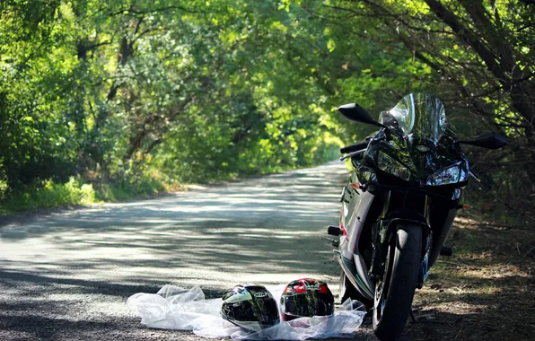 Picture ROAD, FOREST, BLACK, SPORTBIKE, HATS