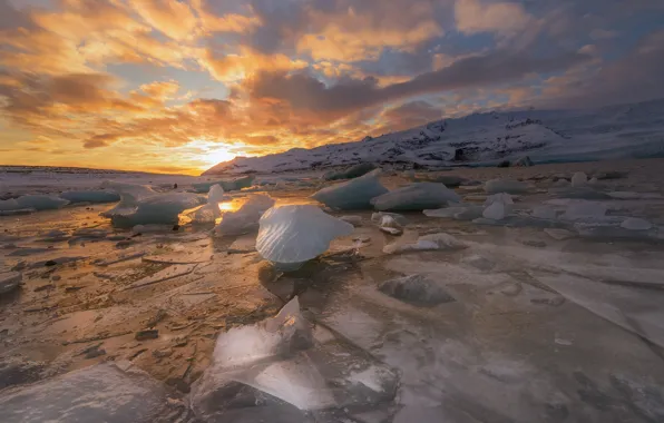 Winter, the sun, clouds, light, snow, mountains, shore, ice