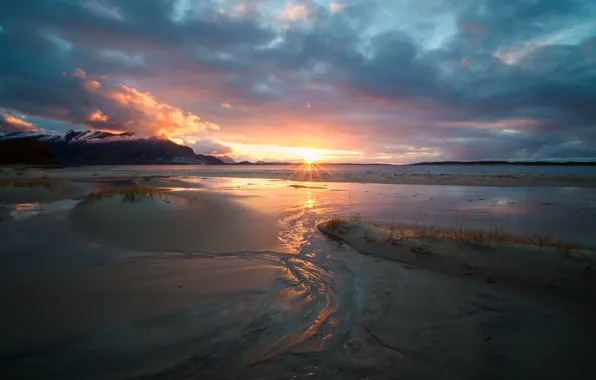 Sand, the sky, grass, the sun, clouds, rays, sunset, mountains