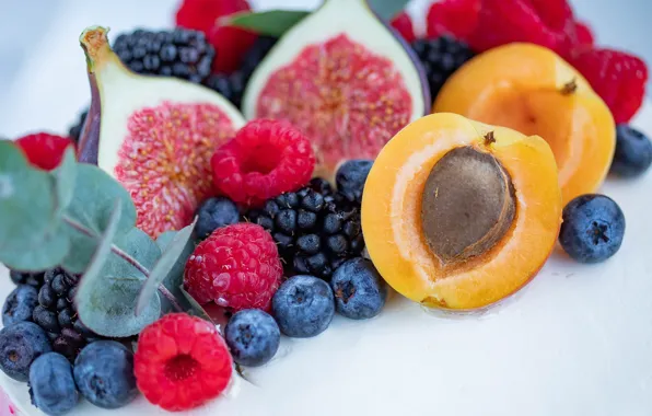 Berries, raspberry, blueberries, peaches, bone, a lot, different, BlackBerry