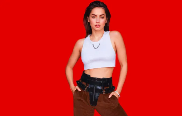Actress, brunette, belt, beautiful, t-shirt, necklace, pants, Ana de Armas