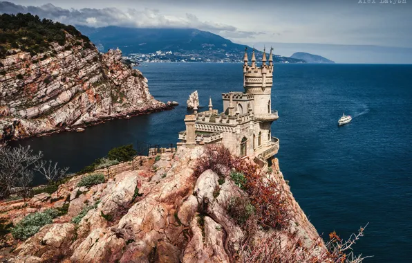 Sea, castle, rocks, Crimea, ship, Swallow's nest, RUSSIA, The black sea