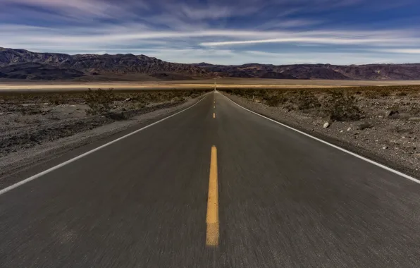 Picture road, mountains, valley