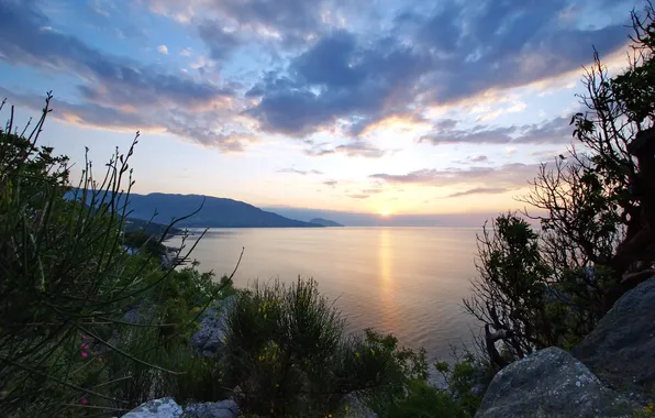 Picture sea, wave, the sky, water, the sun, clouds, light, mountains