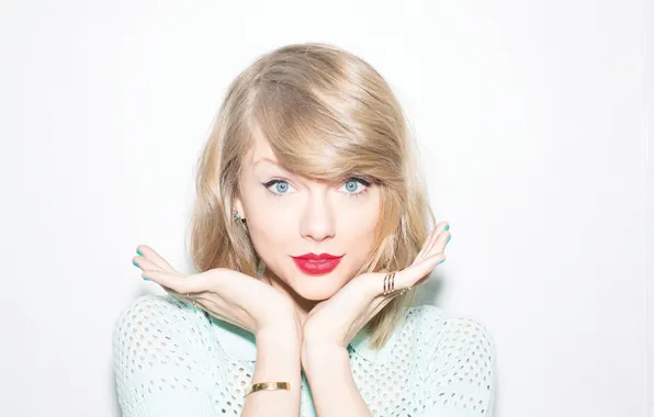 Picture look, hands, makeup, hairstyle, blonde, album, singer, Taylor Swift