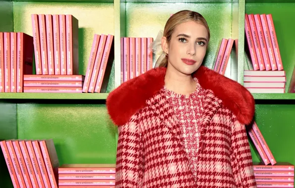 Books, actress, hairstyle, blonde, beautiful, coat, styling, Emma Roberts