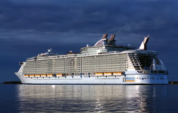 Picture ship, liner, Oasis of the Seas
