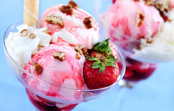 Picture strawberry, ice cream, nuts, jam