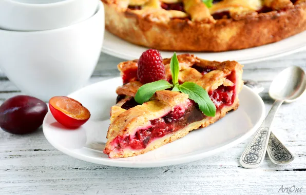 Raspberry, pie, spoon, mint, drain