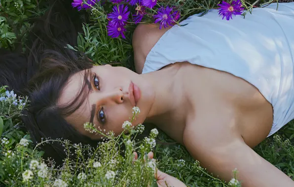 Look, girl, flowers, pose, photo, actress, lips, beauty