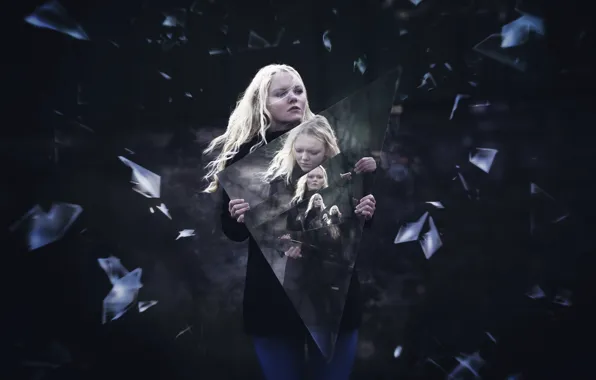 Girl, mirror, reflections