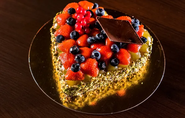 Berries, chocolate, blueberries, strawberry, plate, sweets, cake, heart