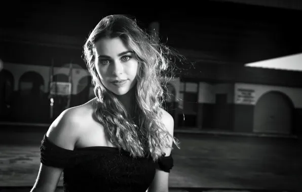 Look, style, model, blonde, black and white, gas station