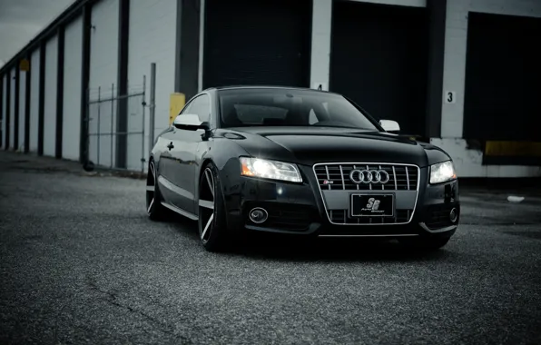 Picture Audi, black