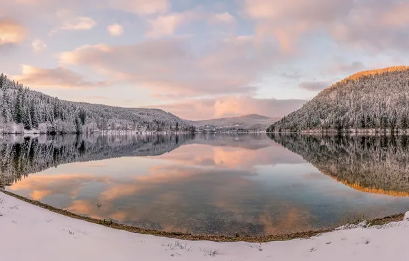 Light, sunset, snow, reflexion, Reflection on the lake of Longemer