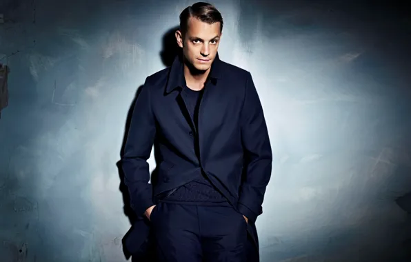 Wall, actor, male, coat, JUEL Kinnaman, Joel Kinnaman