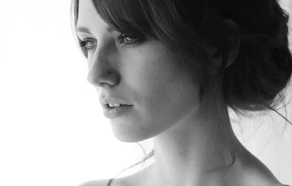 Picture girl, piercing, brunette