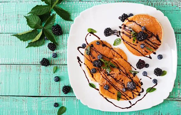Berries, blueberries, plate, pancakes, powdered sugar, Timolina